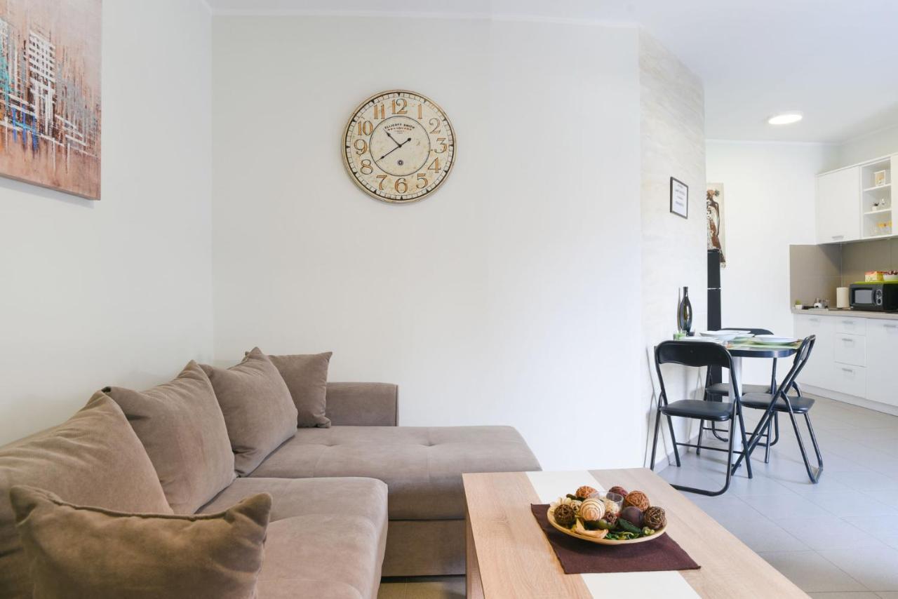 Centar Lux 3 Apartment Zrenjanin Exterior photo