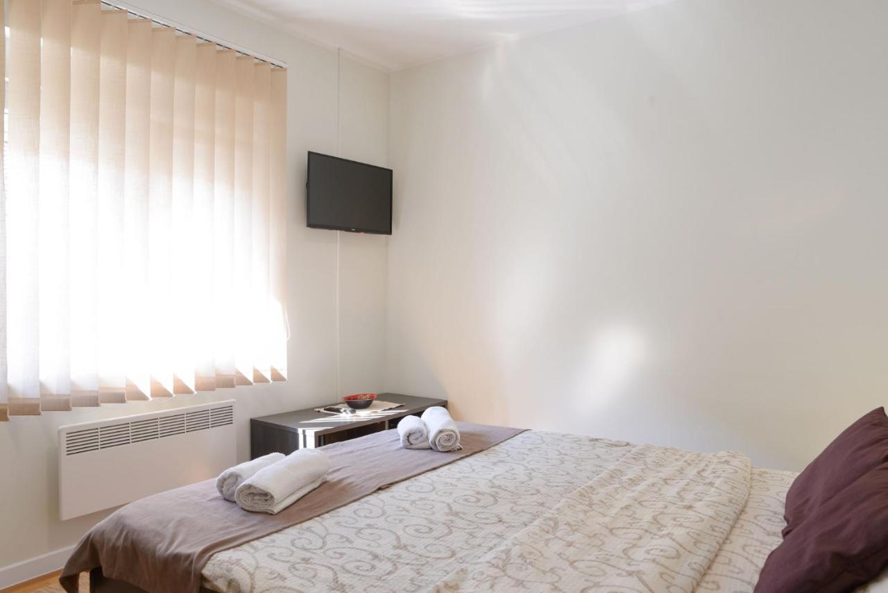 Centar Lux 3 Apartment Zrenjanin Exterior photo